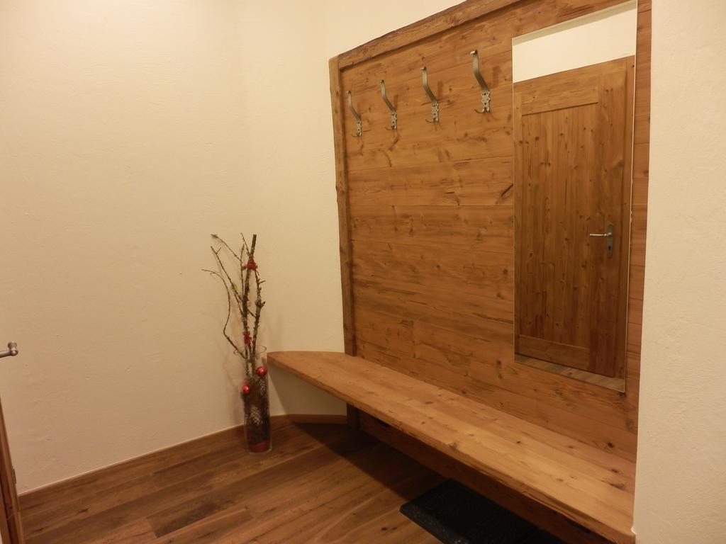 Apartamento Haus Alpenflora Flirsch Exterior foto